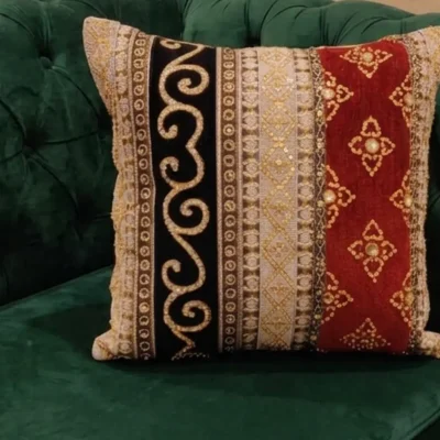 hand made wild berry cushion cvoer