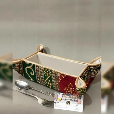 hans made Ruby fern cutlery tray